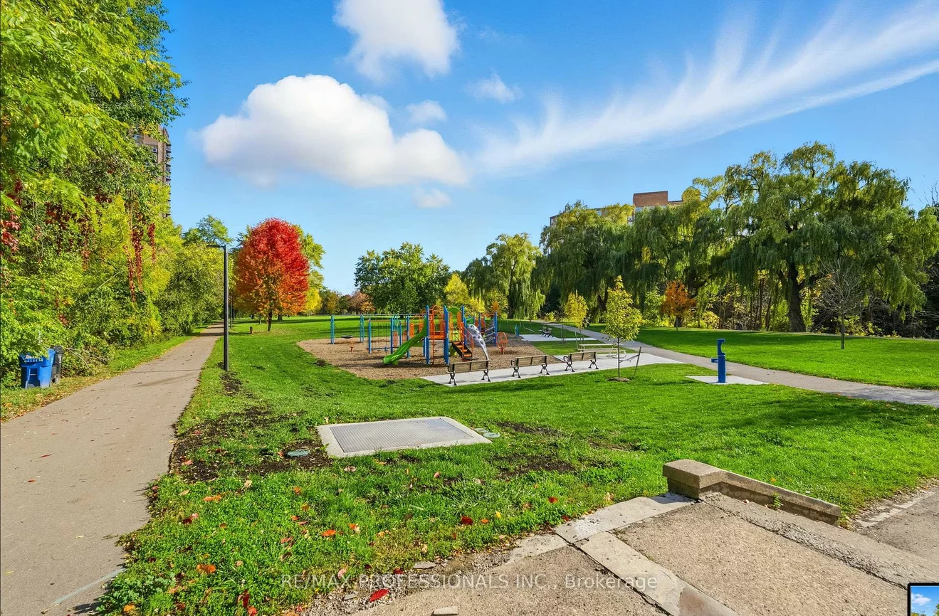 2130, Weston, Weston, Toronto