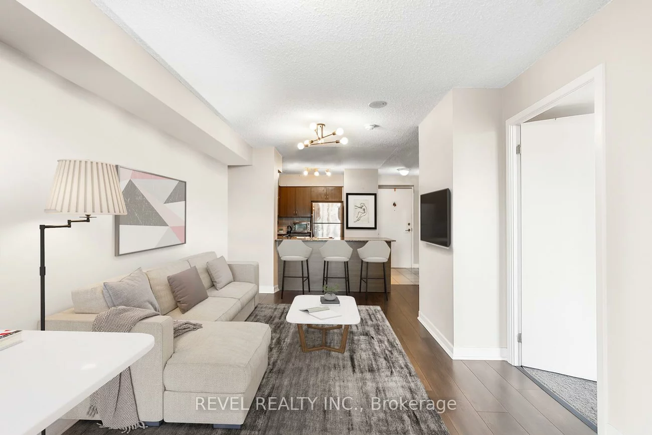 812, Lansdowne, Dovercourt-Wallace Emerson-Junction, Toronto