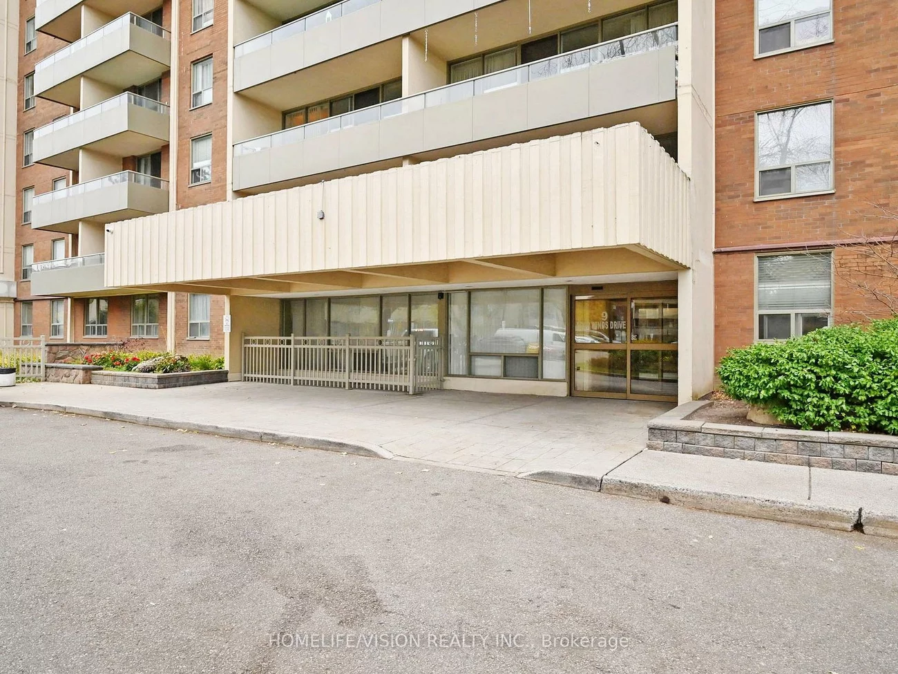 9, Four Winds, York University Heights, Toronto