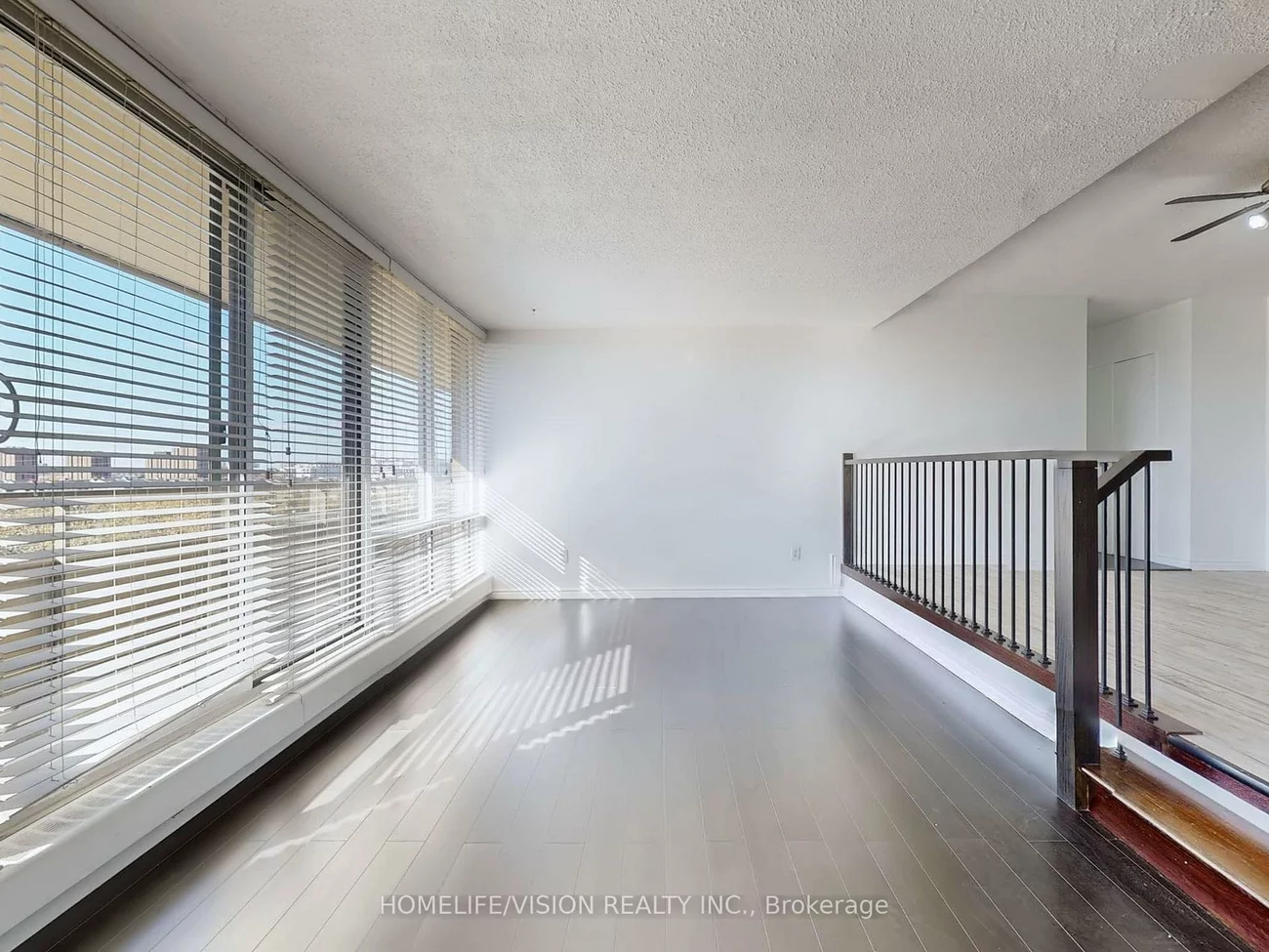 9, Four Winds, York University Heights, Toronto