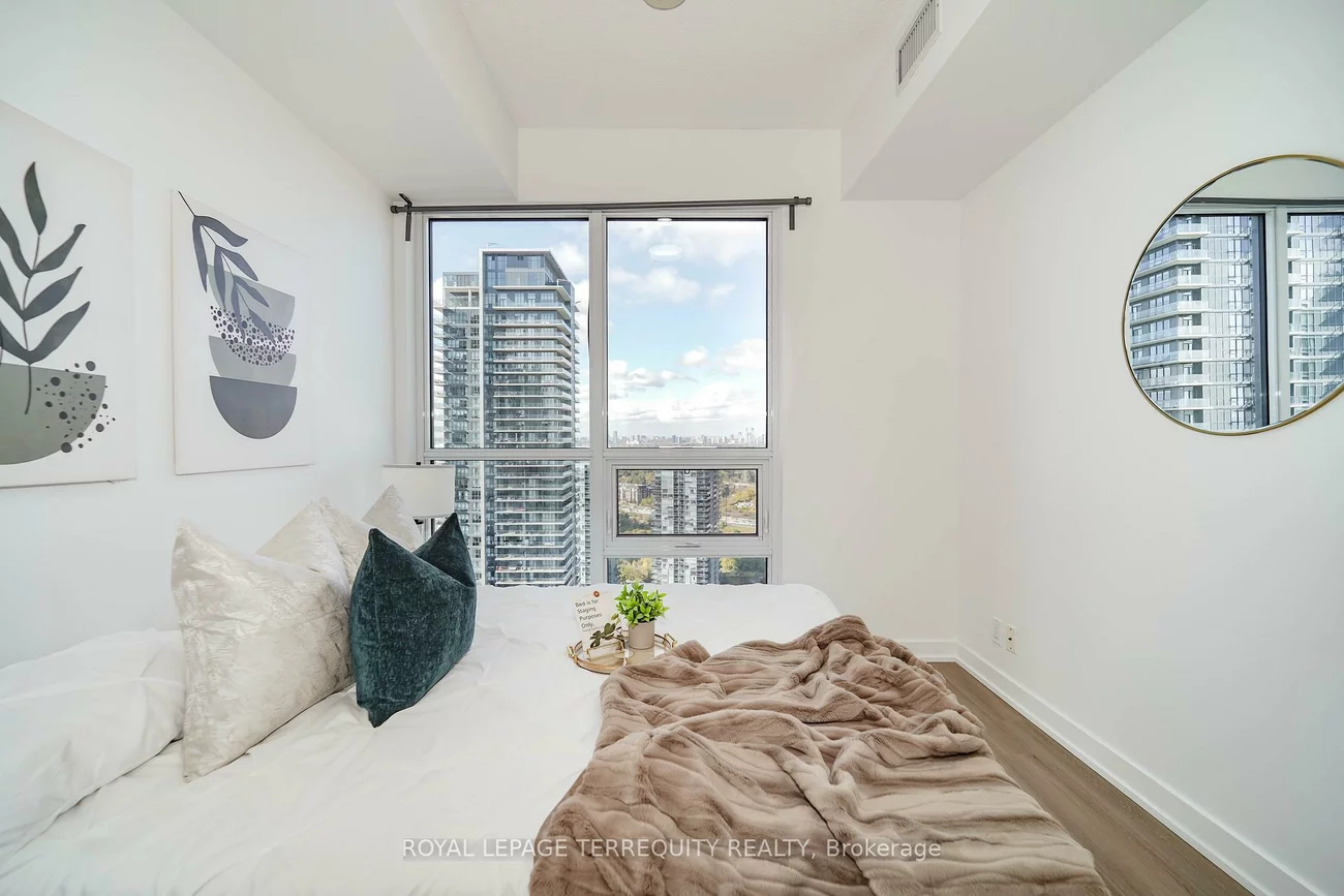 2200, Lakeshore, Mimico, Toronto