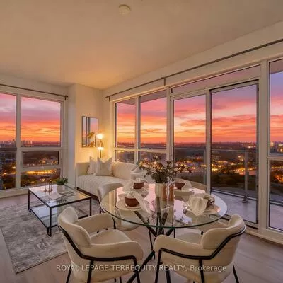 2200, Lakeshore, Mimico, Toronto