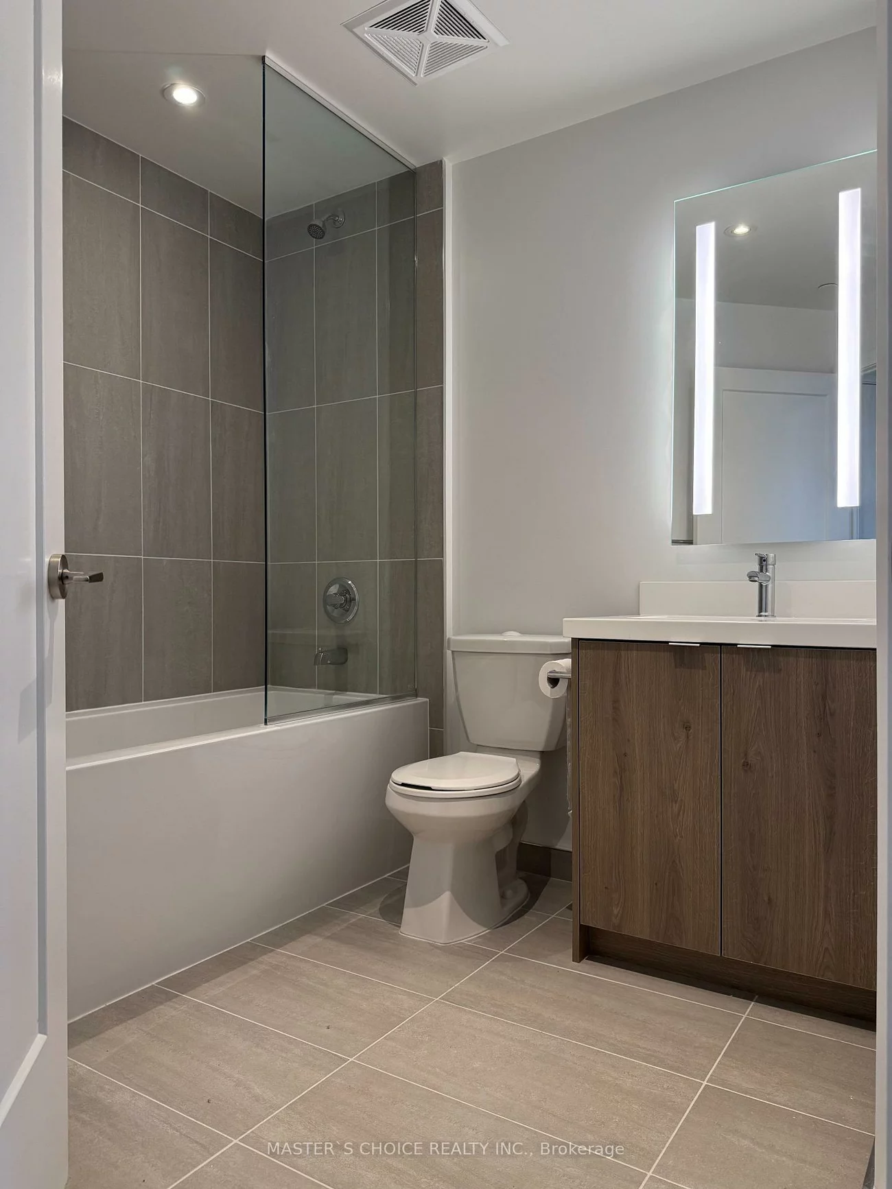 5, Mabelle, Islington-City Centre West, Toronto