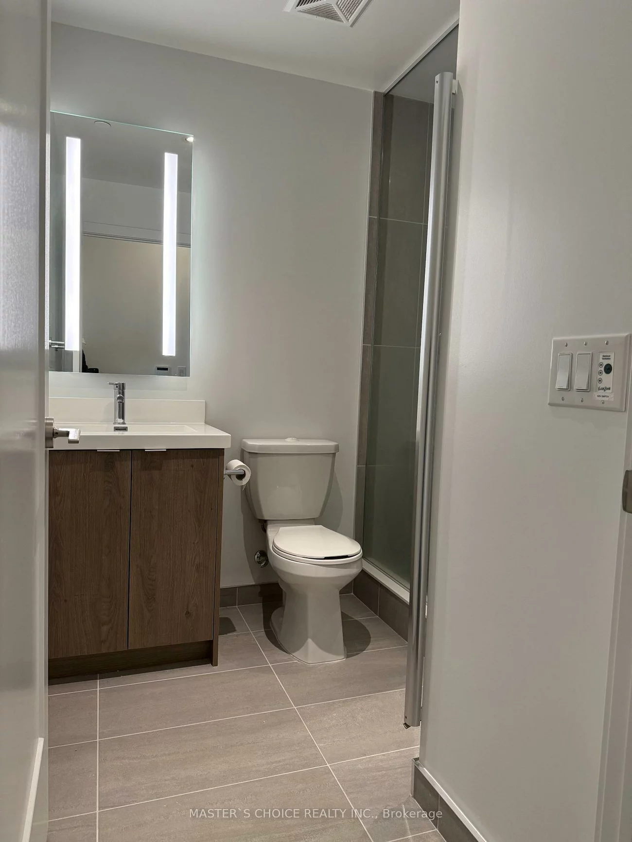 5, Mabelle, Islington-City Centre West, Toronto