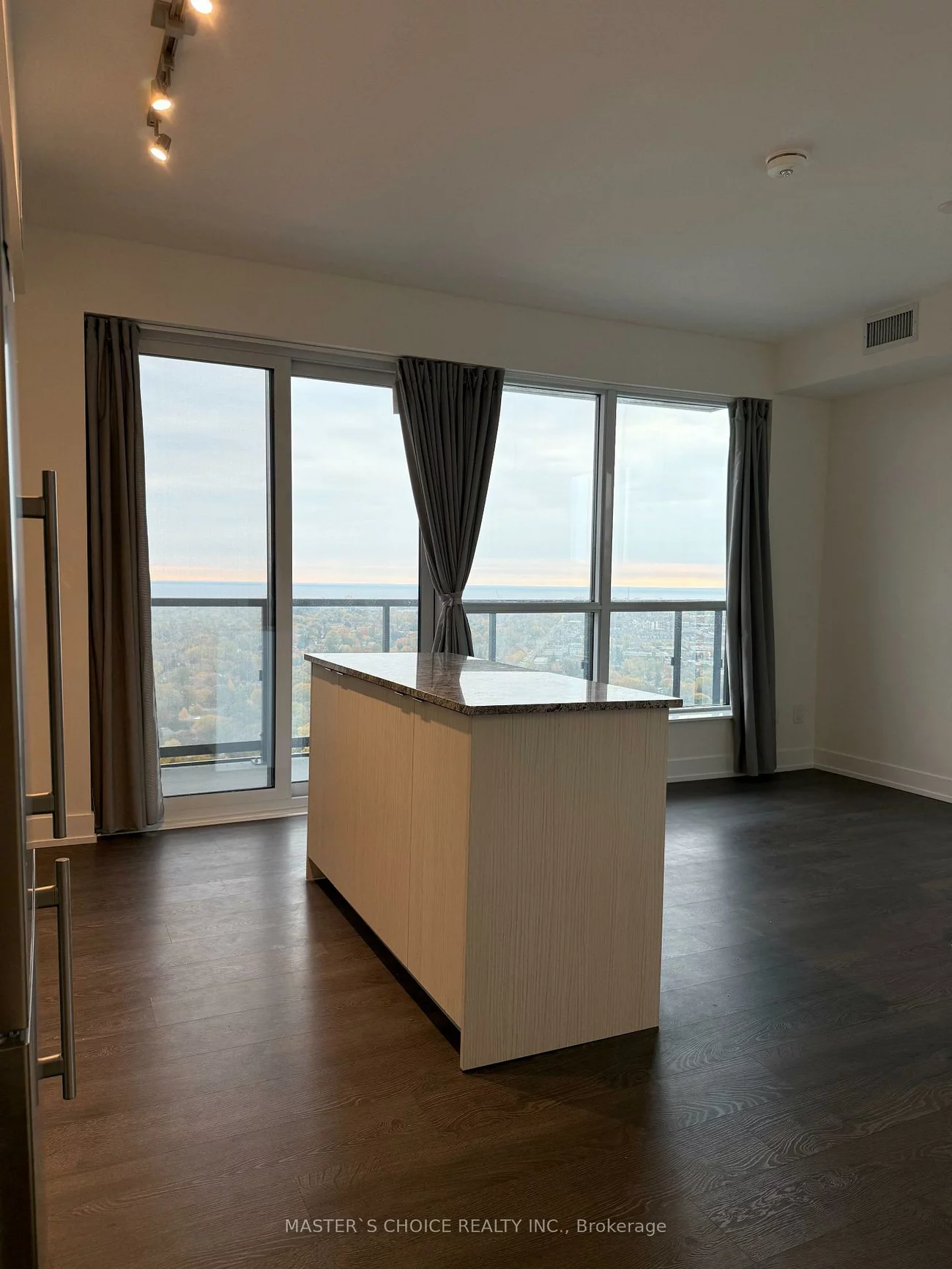 5, Mabelle, Islington-City Centre West, Toronto