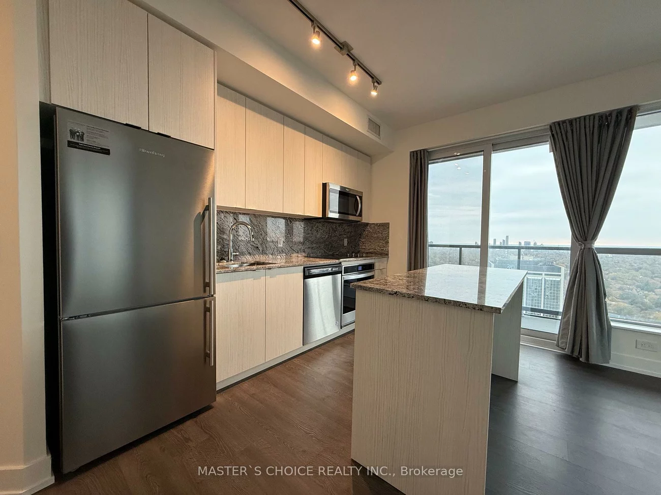 5, Mabelle, Islington-City Centre West, Toronto
