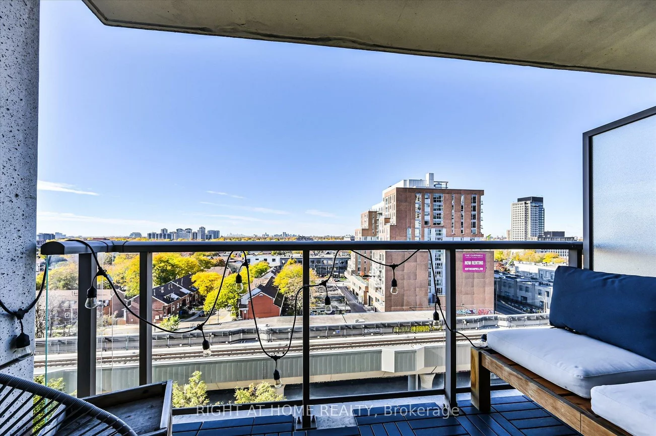 816, Lansdowne, Dovercourt-Wallace Emerson-Junction, Toronto