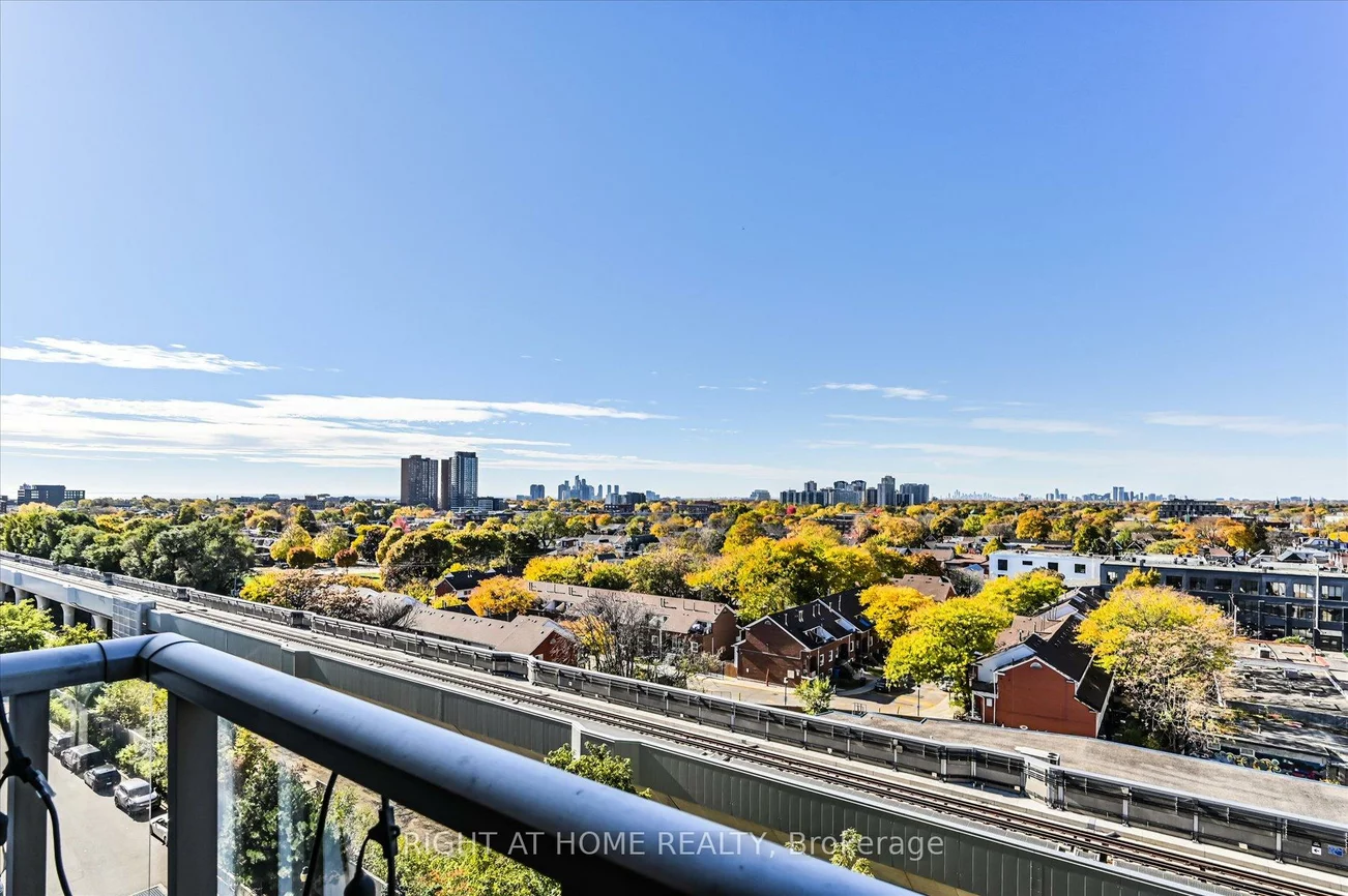 816, Lansdowne, Dovercourt-Wallace Emerson-Junction, Toronto