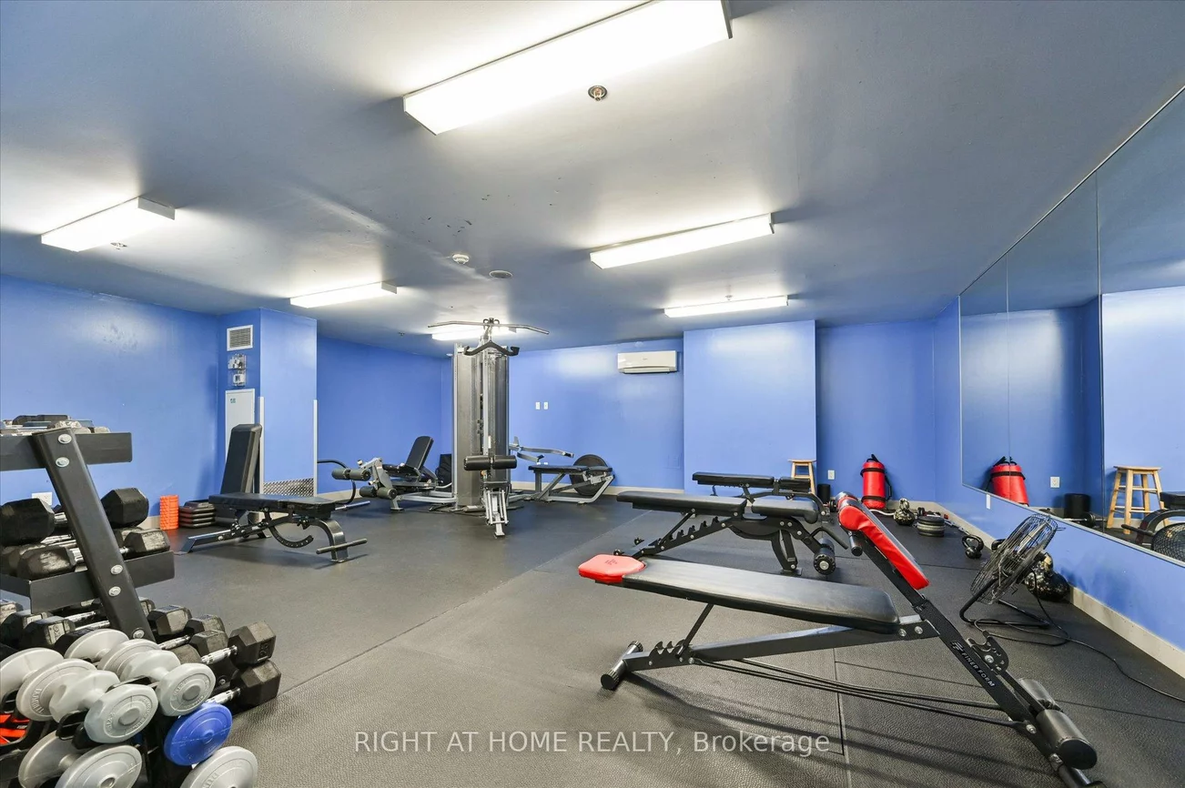 816, Lansdowne, Dovercourt-Wallace Emerson-Junction, Toronto