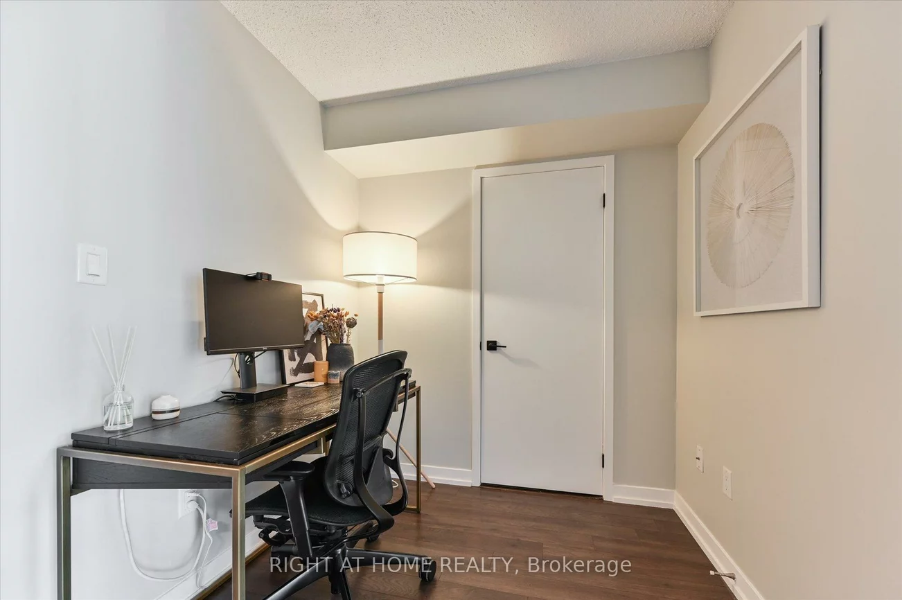 816, Lansdowne, Dovercourt-Wallace Emerson-Junction, Toronto