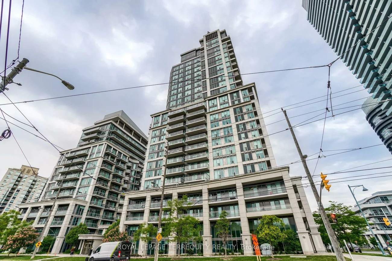 2121, Lake Shore, Mimico, Toronto