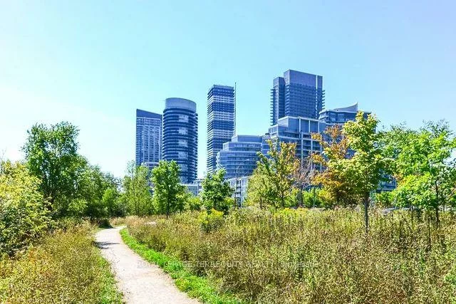 2121, Lake Shore, Mimico, Toronto