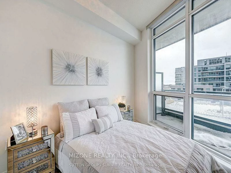 30, Gibbs, Islington-City Centre West, Toronto