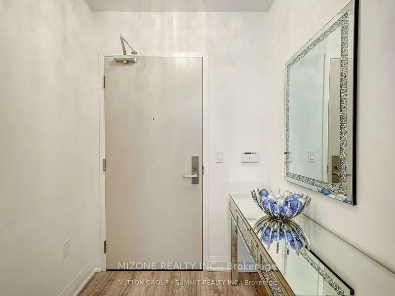 30, Gibbs, Islington-City Centre West, Toronto