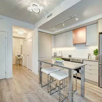 30, Gibbs, Islington-City Centre West, Toronto