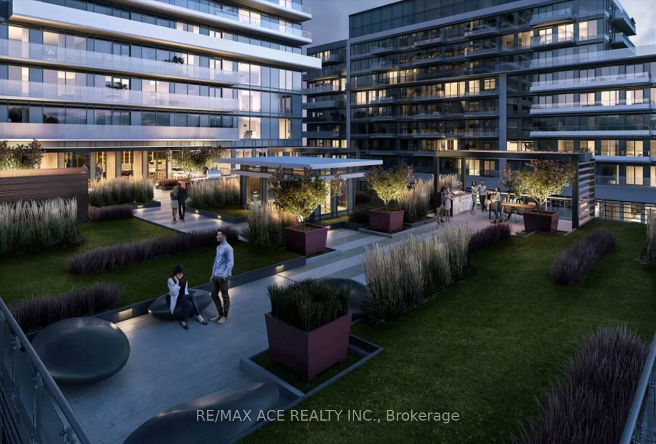 251, Manitoba, Mimico, Toronto