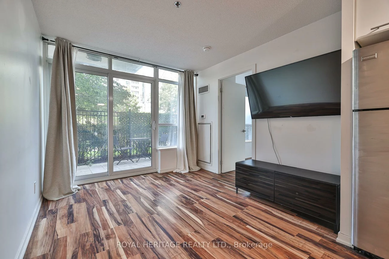 38, Joe Shuster, South Parkdale, Toronto