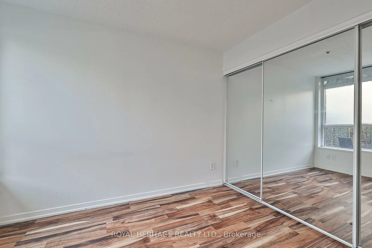 38, Joe Shuster, South Parkdale, Toronto