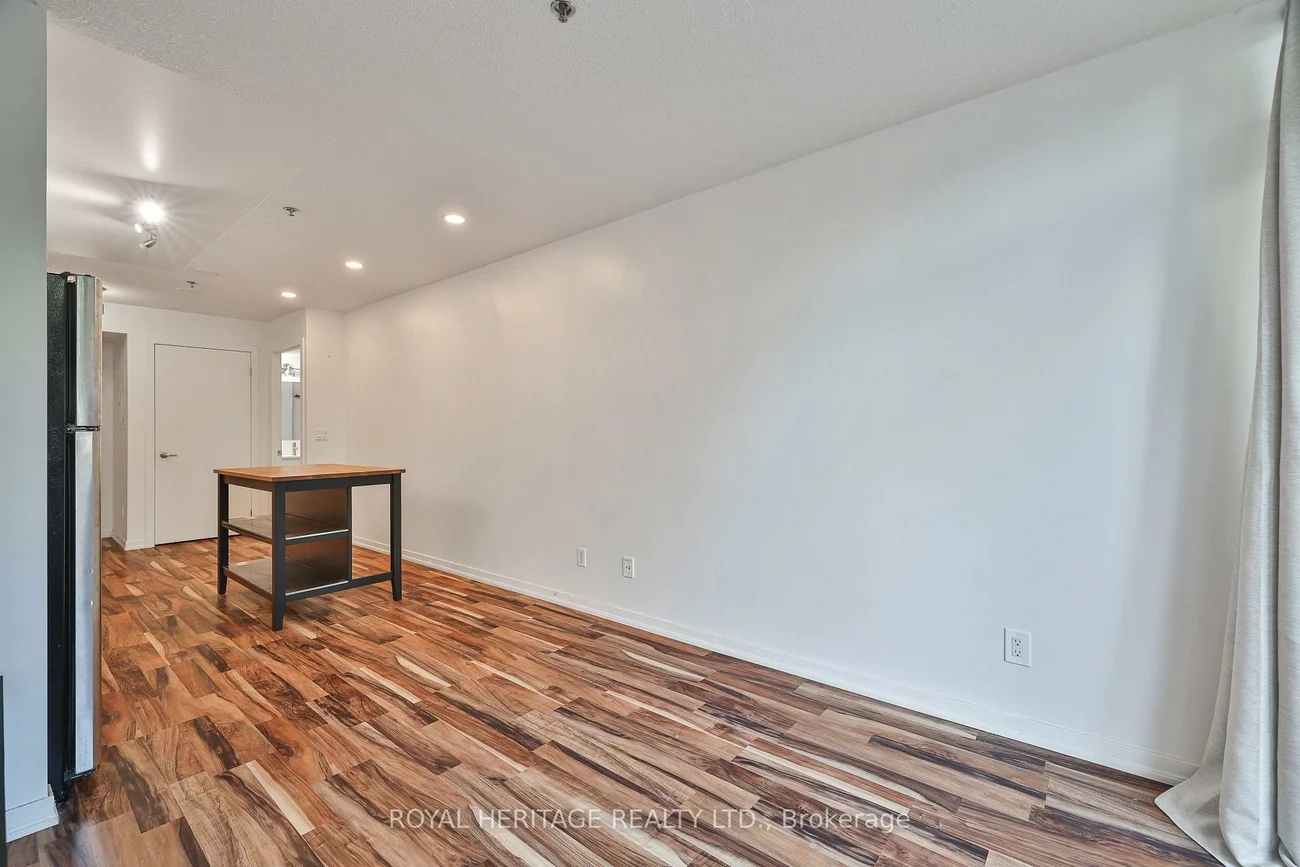 38, Joe Shuster, South Parkdale, Toronto