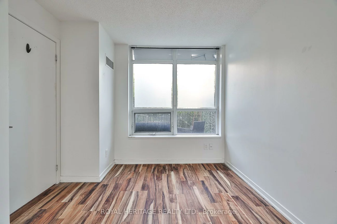 38, Joe Shuster, South Parkdale, Toronto