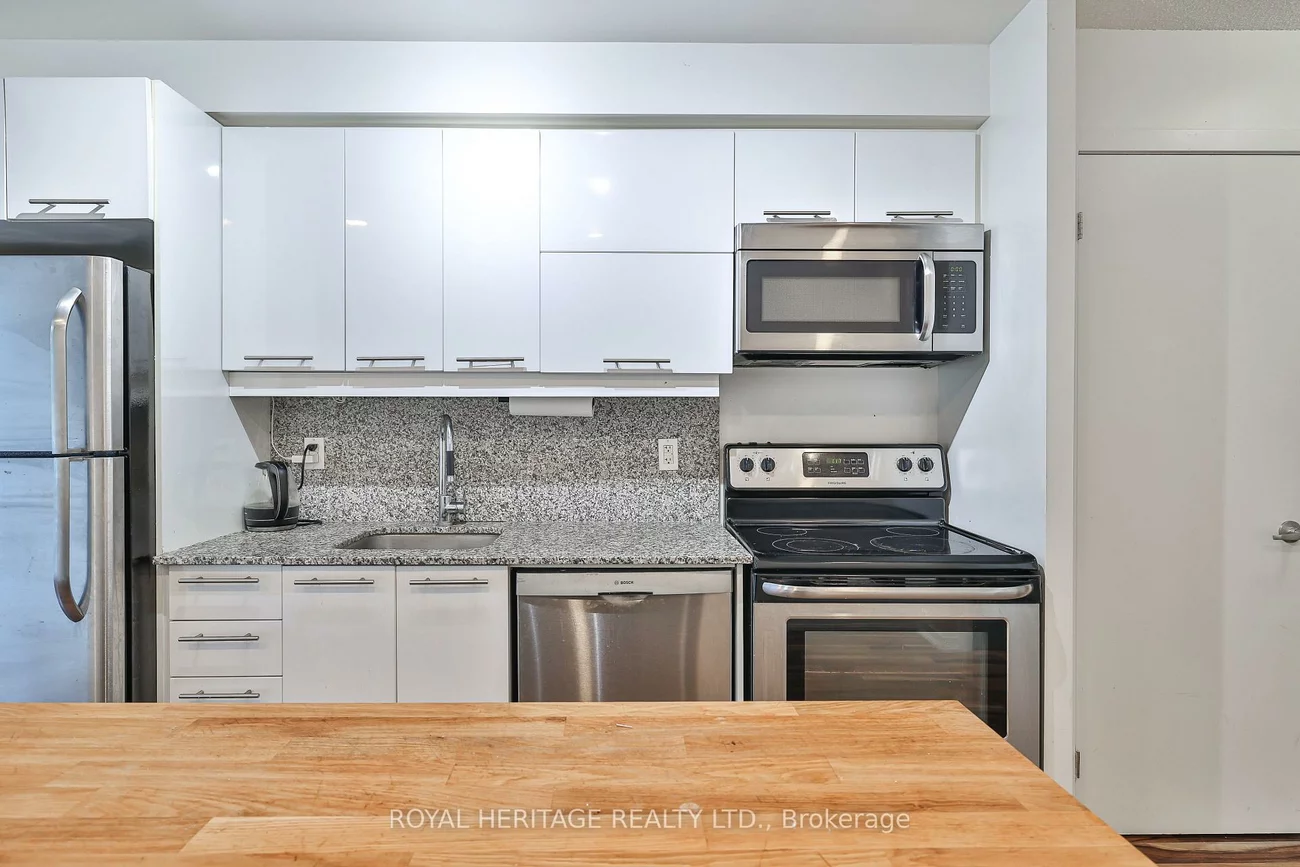 38, Joe Shuster, South Parkdale, Toronto