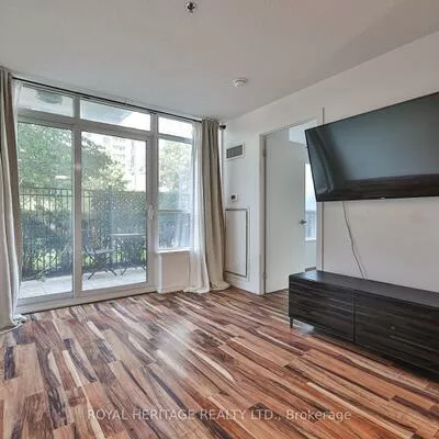 38, Joe Shuster, South Parkdale, Toronto