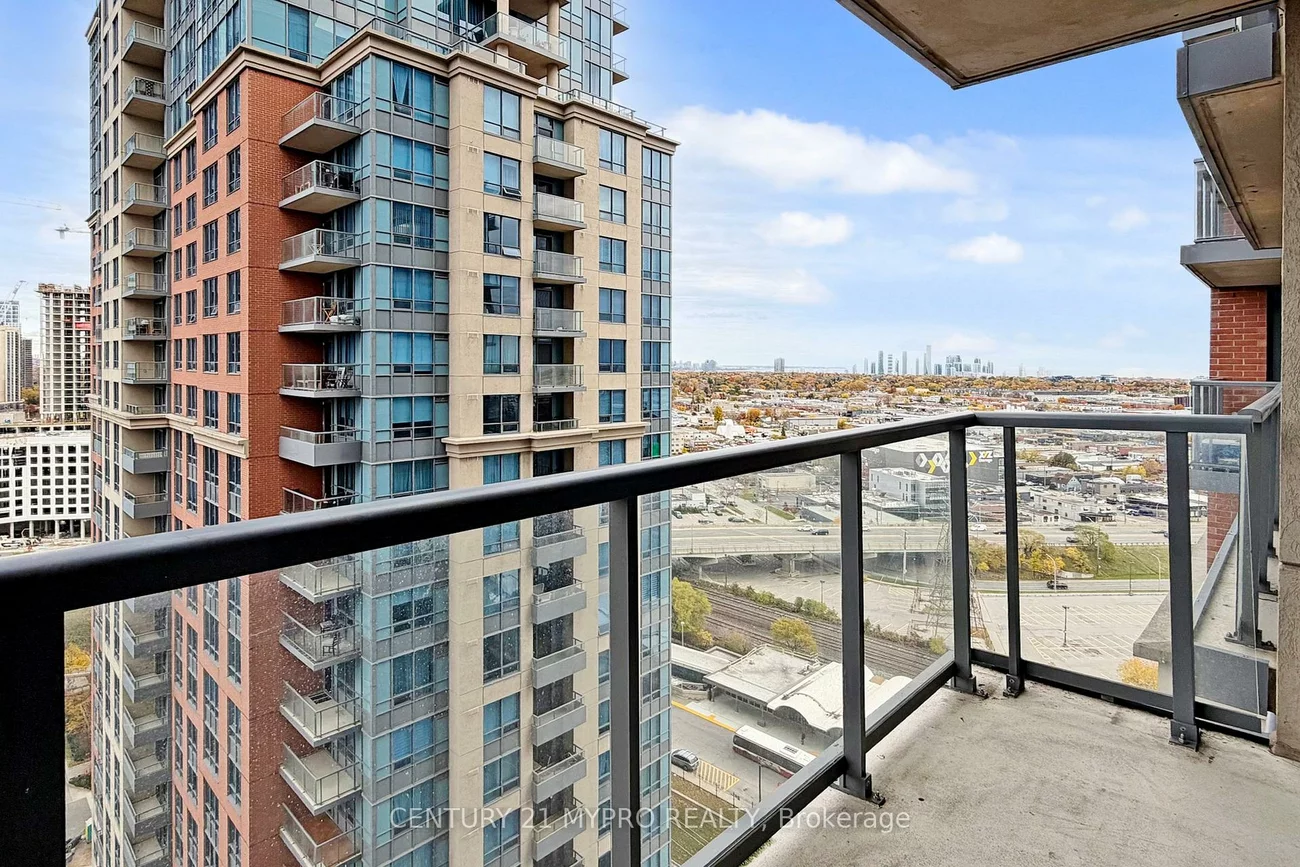 35, Viking, Islington-City Centre West, Toronto