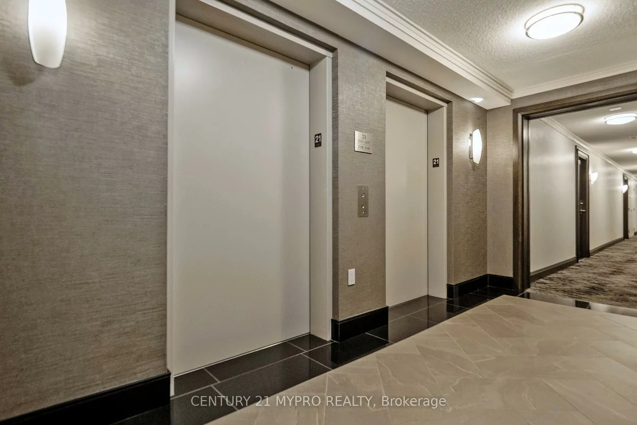 35, Viking, Islington-City Centre West, Toronto