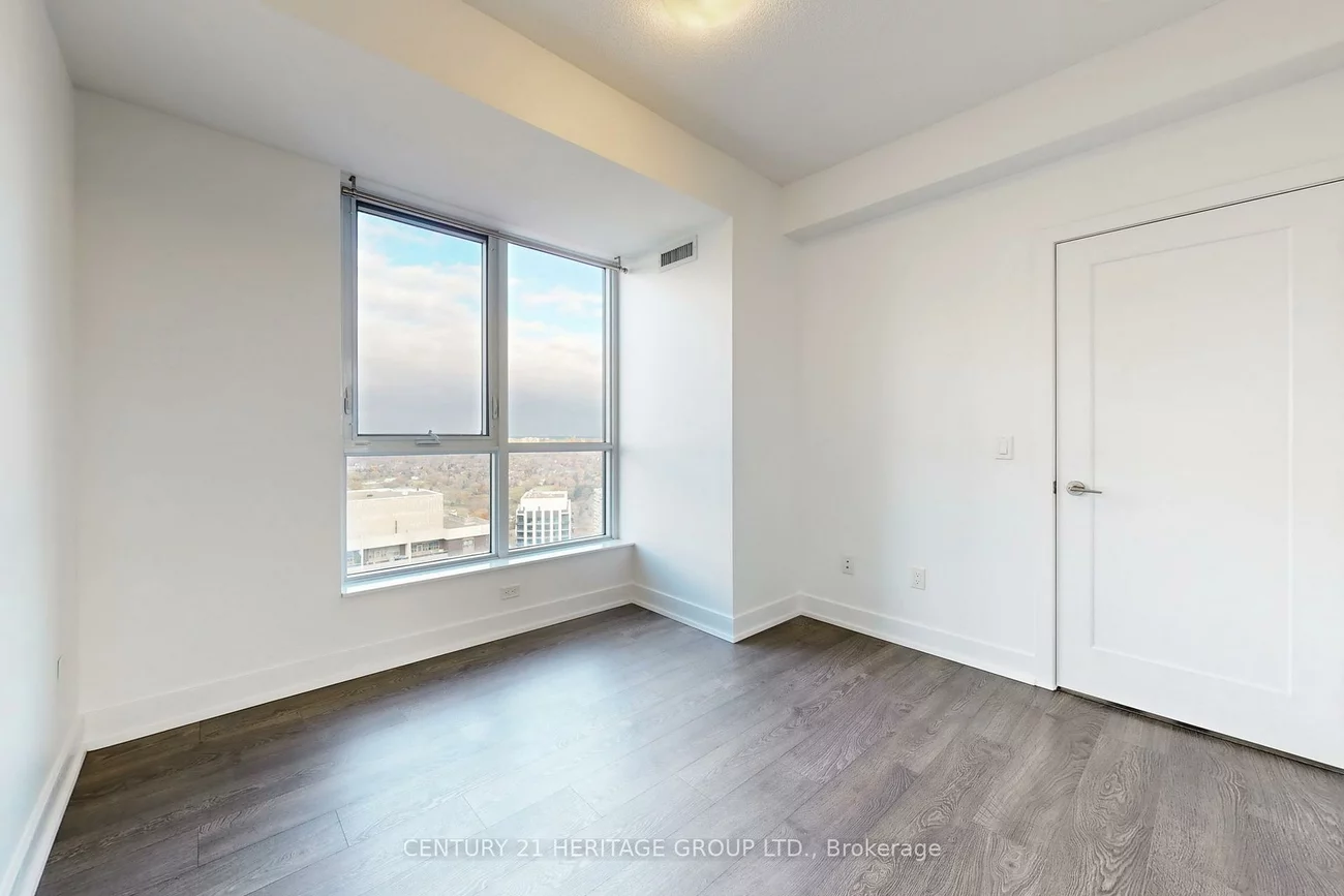 7, Mabelle, Islington-City Centre West, Toronto