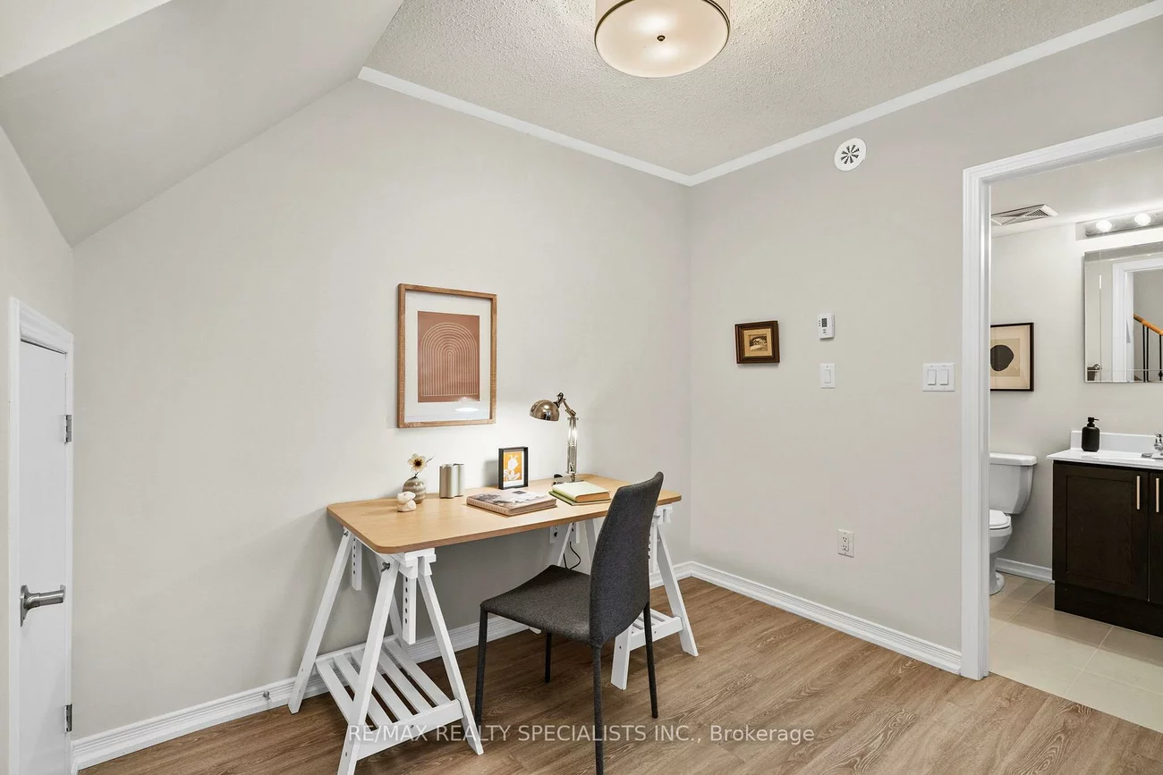 24, Fieldway, Islington-City Centre West, Toronto