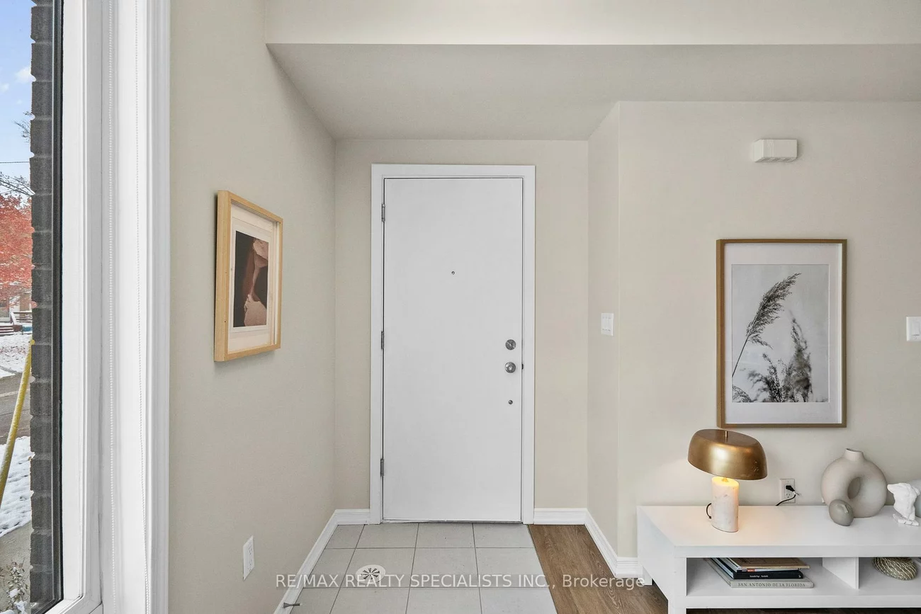 24, Fieldway, Islington-City Centre West, Toronto