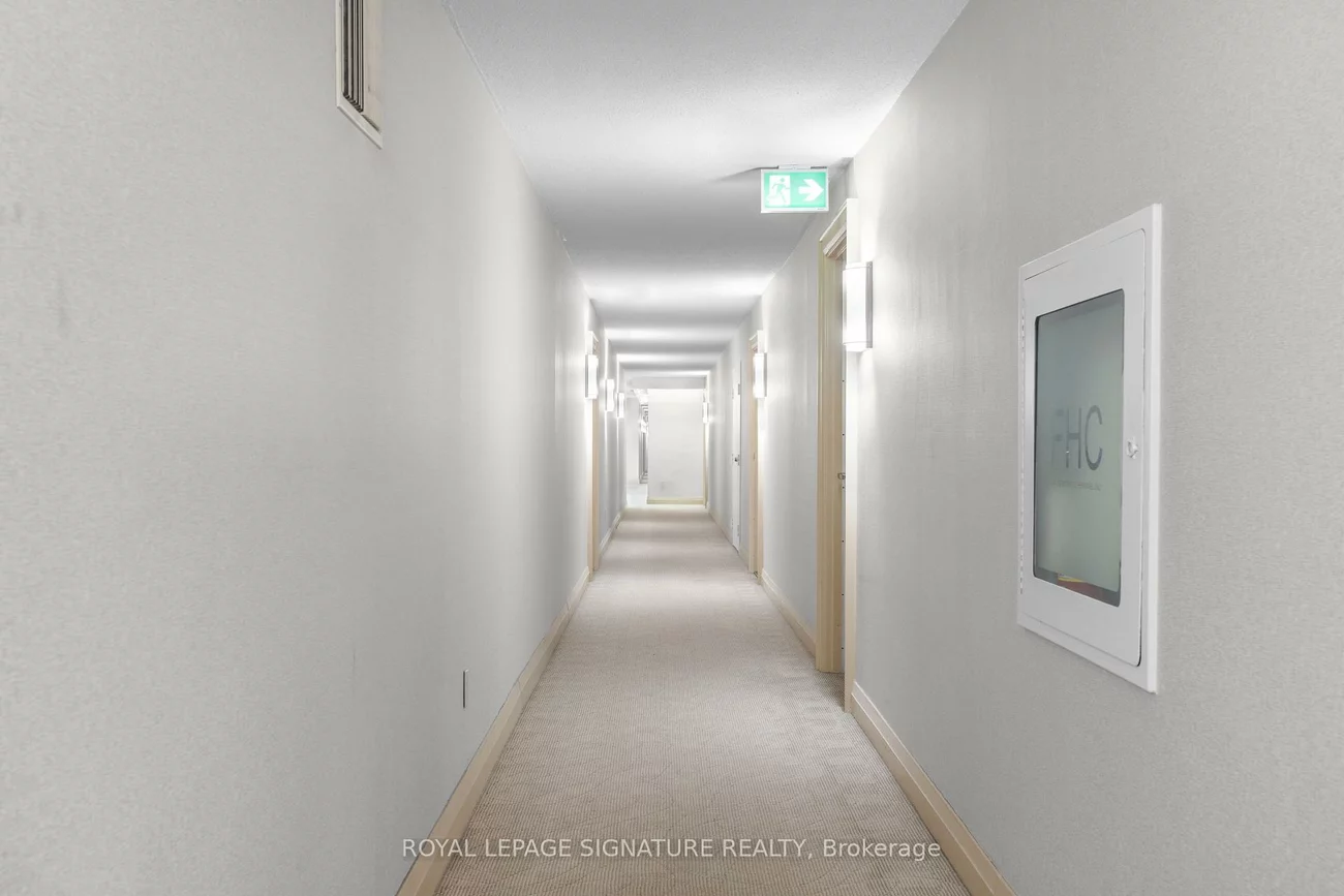 100, Quebec, High Park North, Toronto