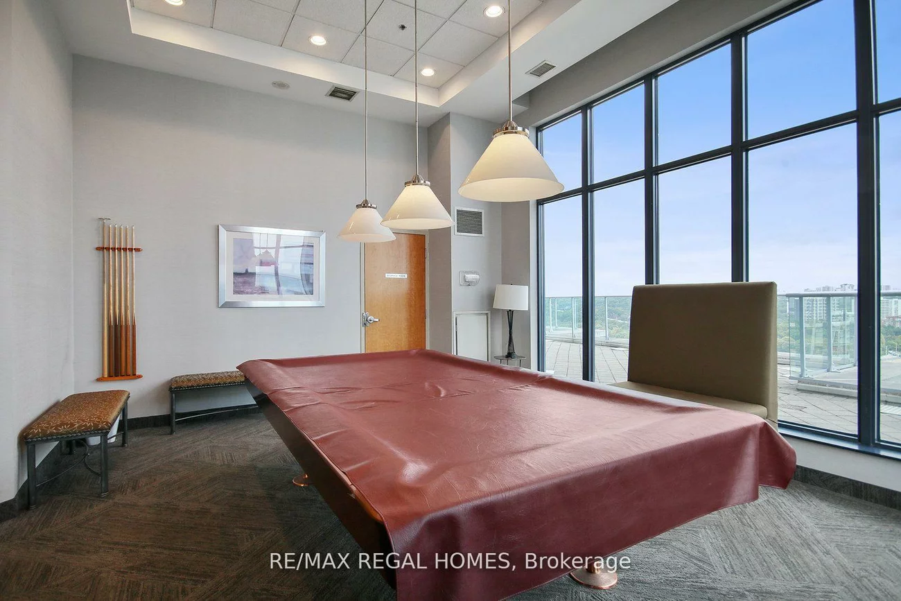 2083, Lake Shore, Mimico, Toronto