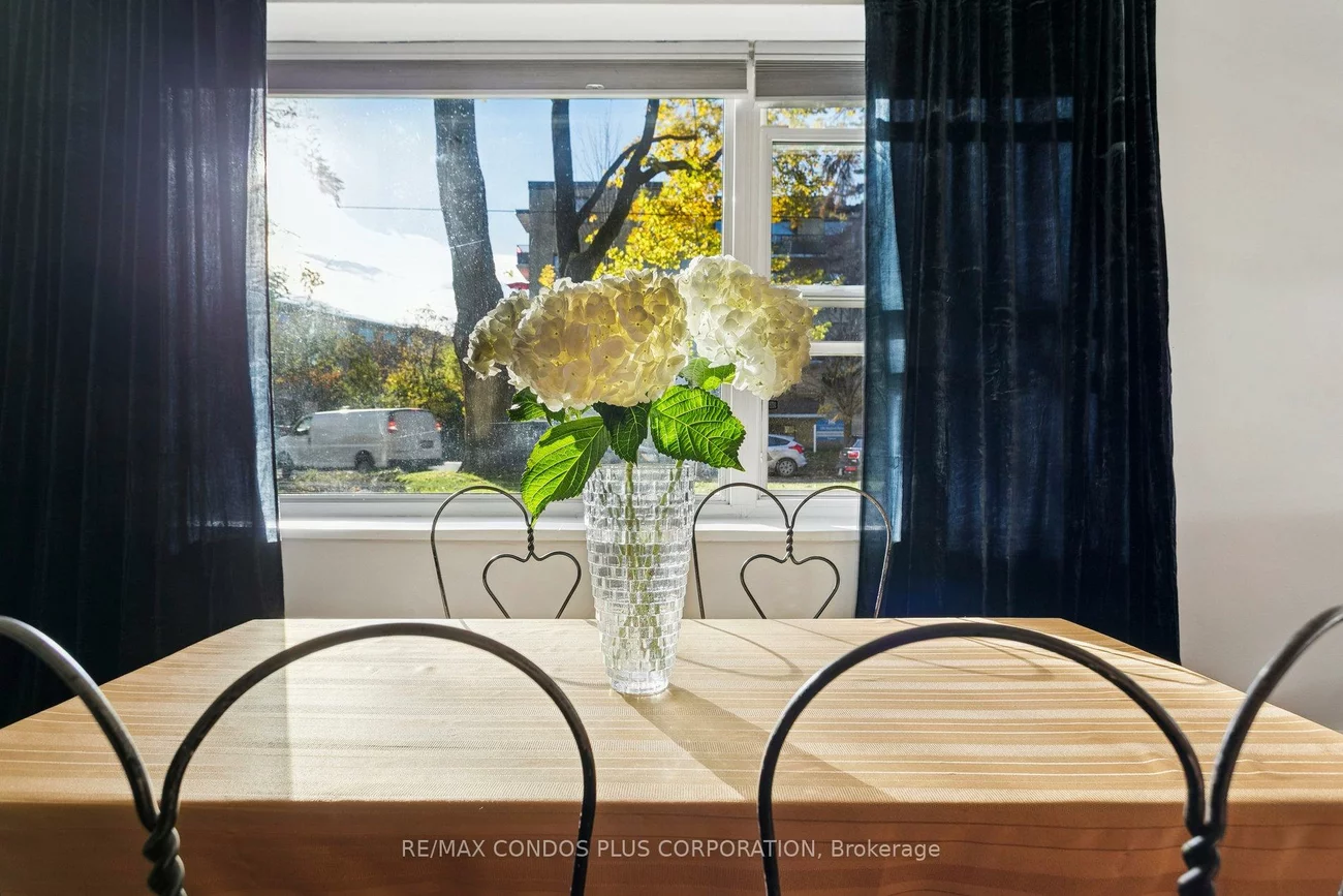 185, Stephen, Stonegate-Queensway, Toronto