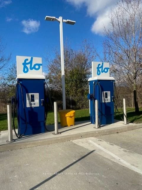 710, Humberwood, West Humber-Clairville, Toronto