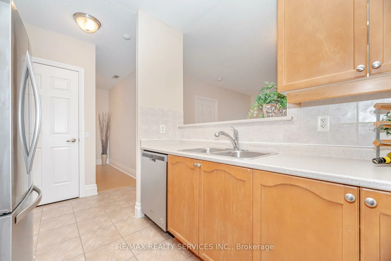 710, Humberwood, West Humber-Clairville, Toronto