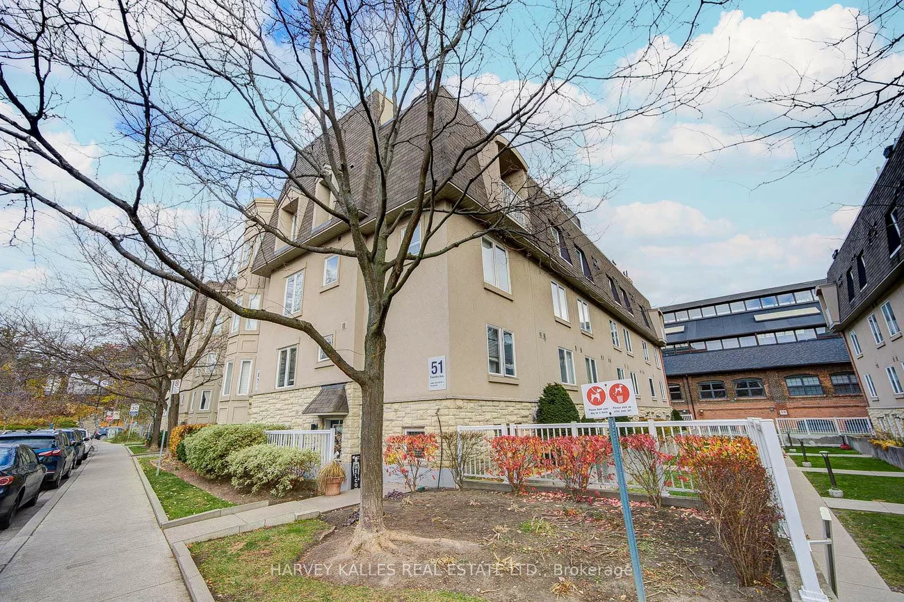 51, Foundry, Dovercourt-Wallace Emerson-Junction, Toronto