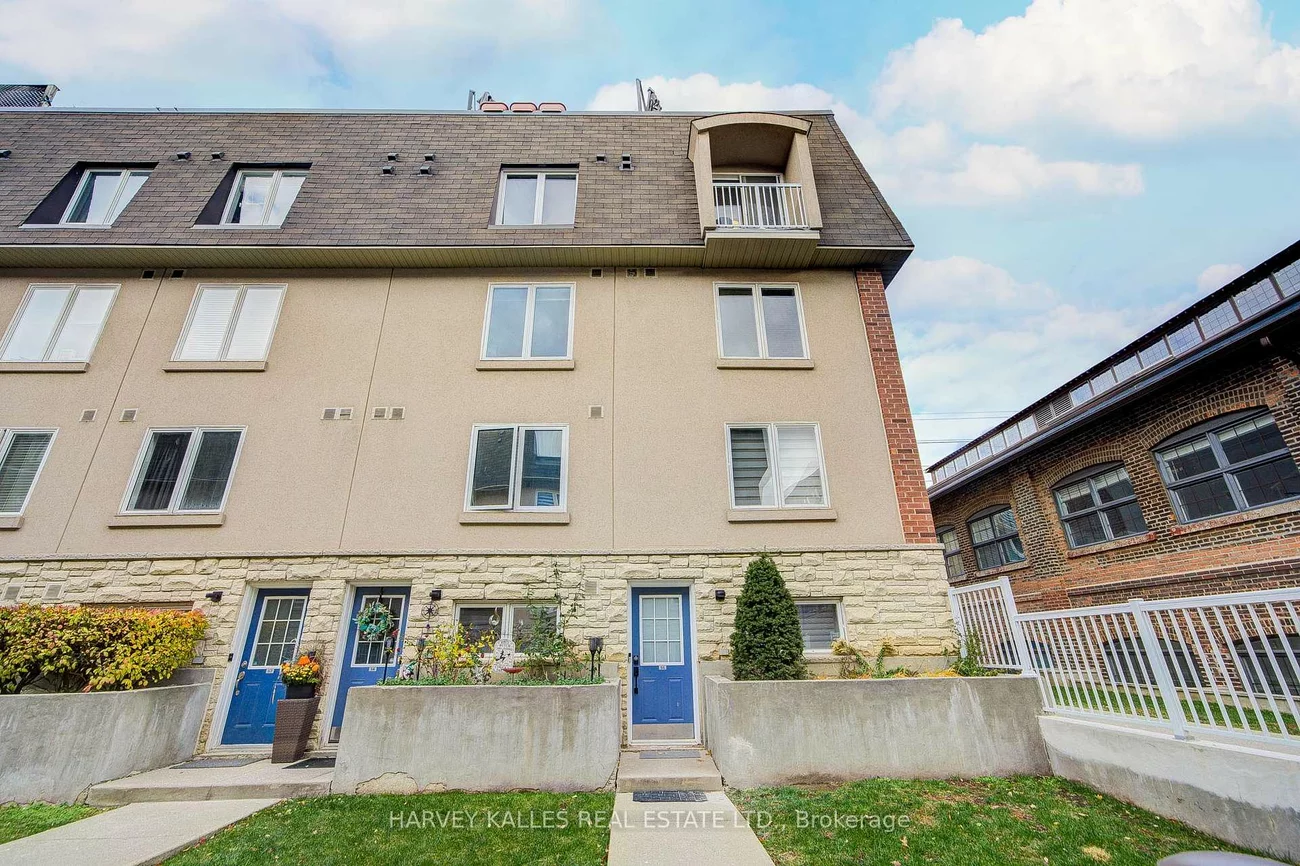 51, Foundry, Dovercourt-Wallace Emerson-Junction, Toronto