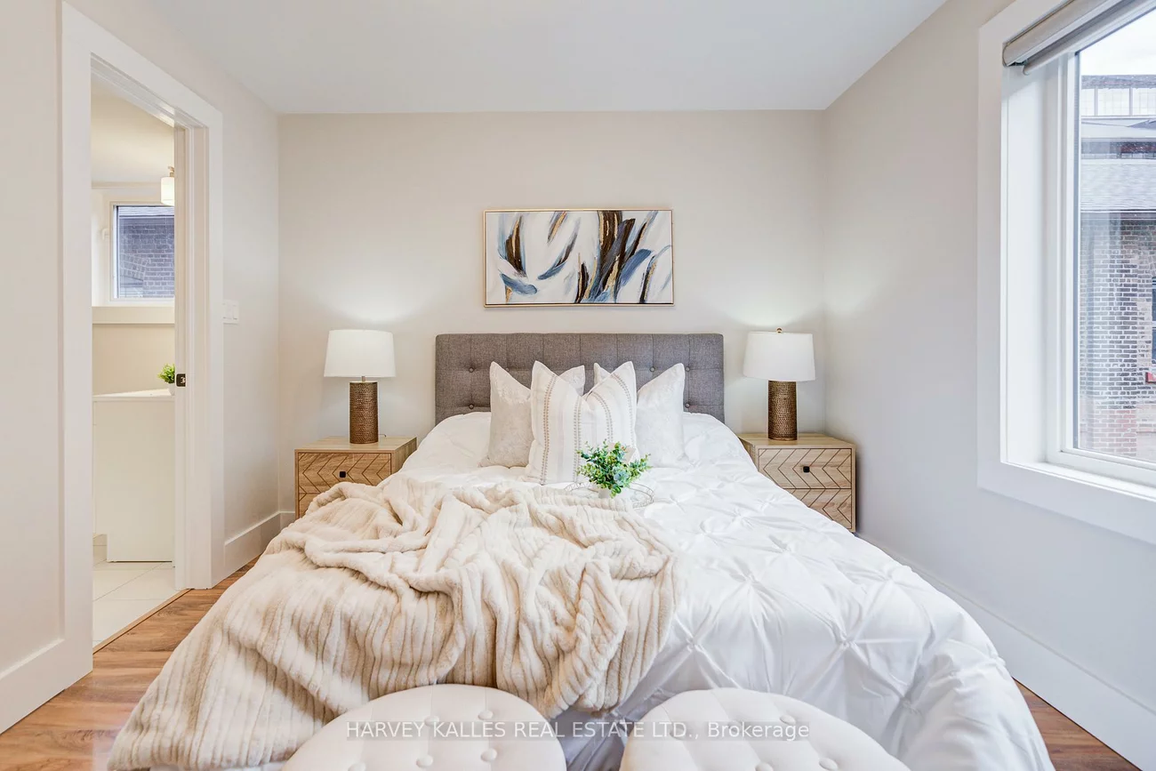 51, Foundry, Dovercourt-Wallace Emerson-Junction, Toronto