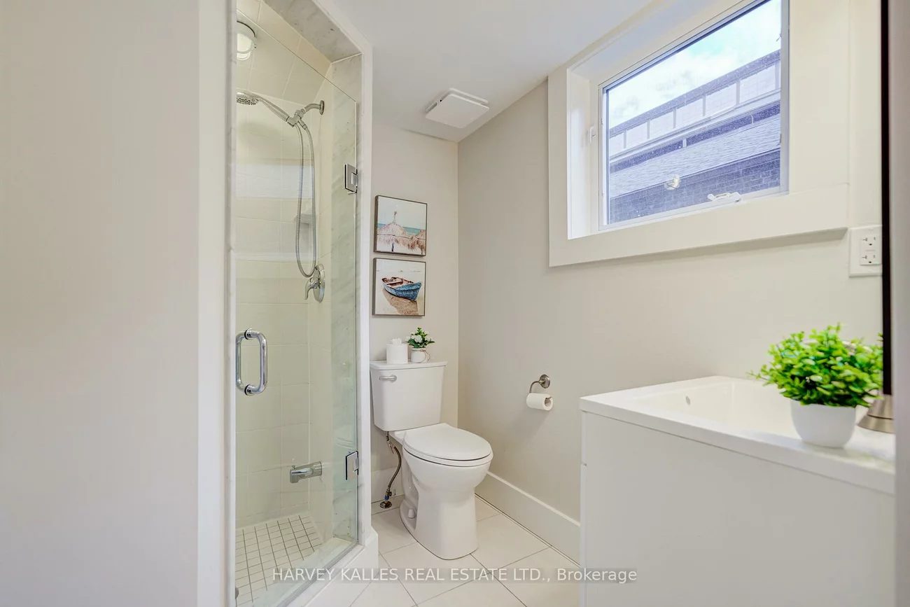 51, Foundry, Dovercourt-Wallace Emerson-Junction, Toronto