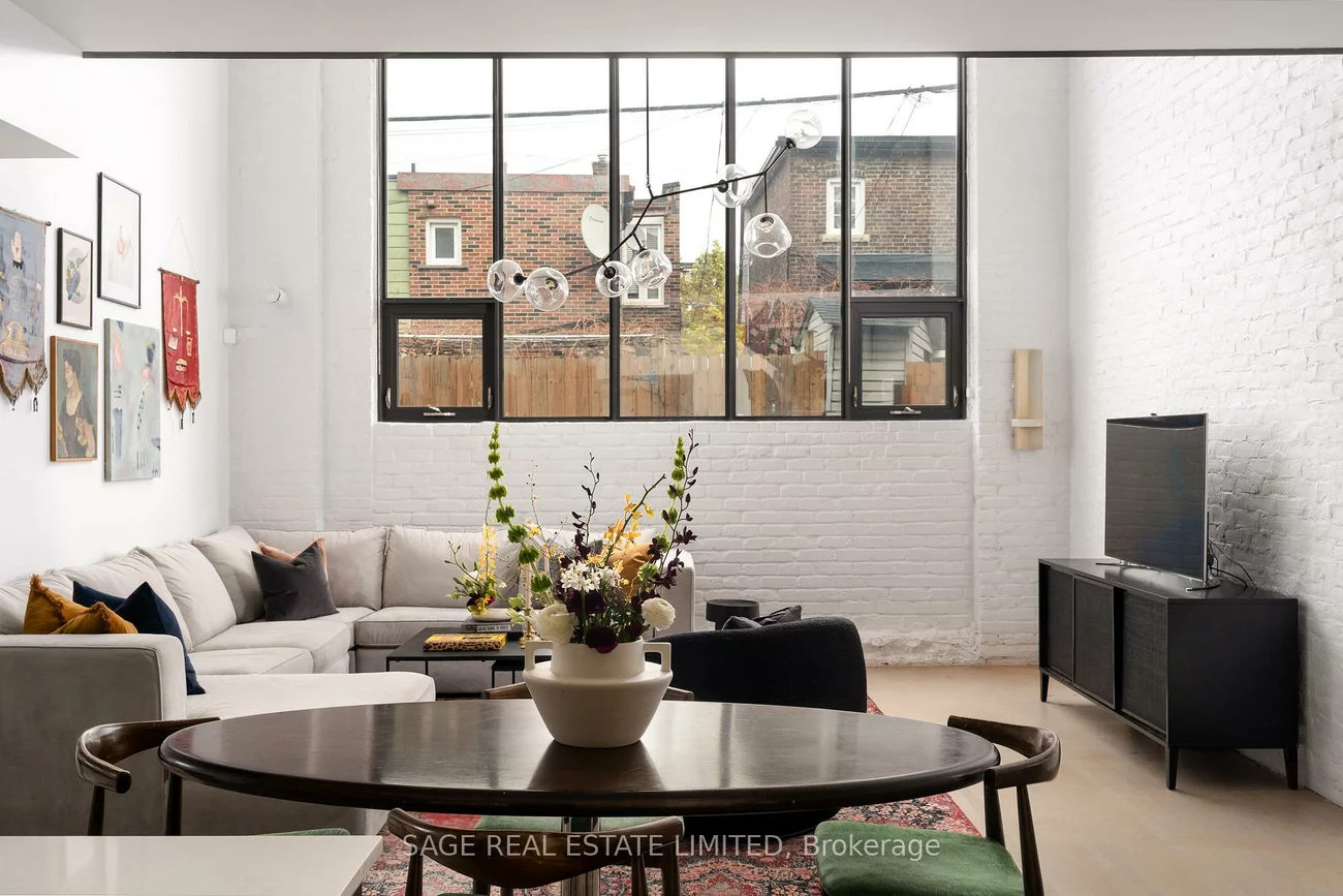 50, Bartlett, Dovercourt-Wallace Emerson-Junction, Toronto