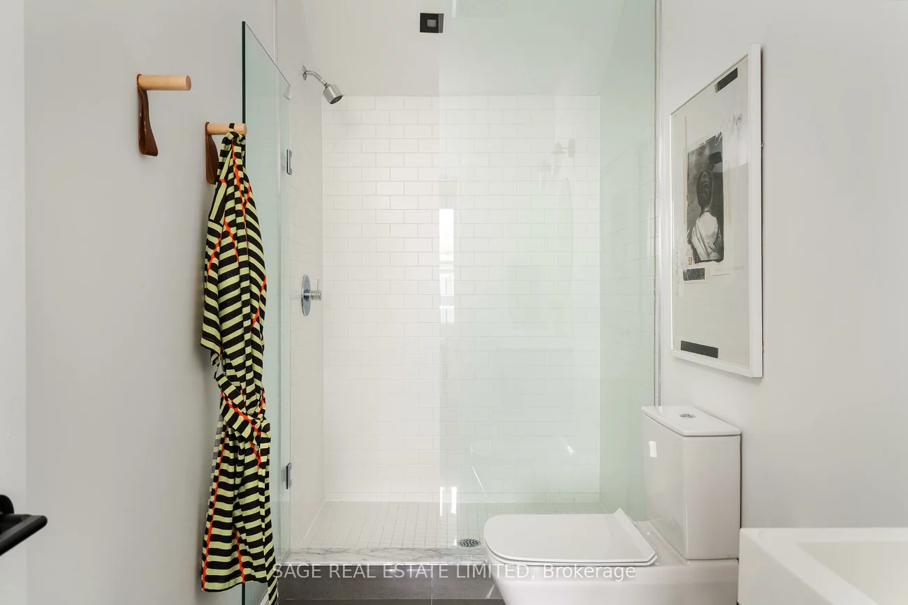 50, Bartlett, Dovercourt-Wallace Emerson-Junction, Toronto