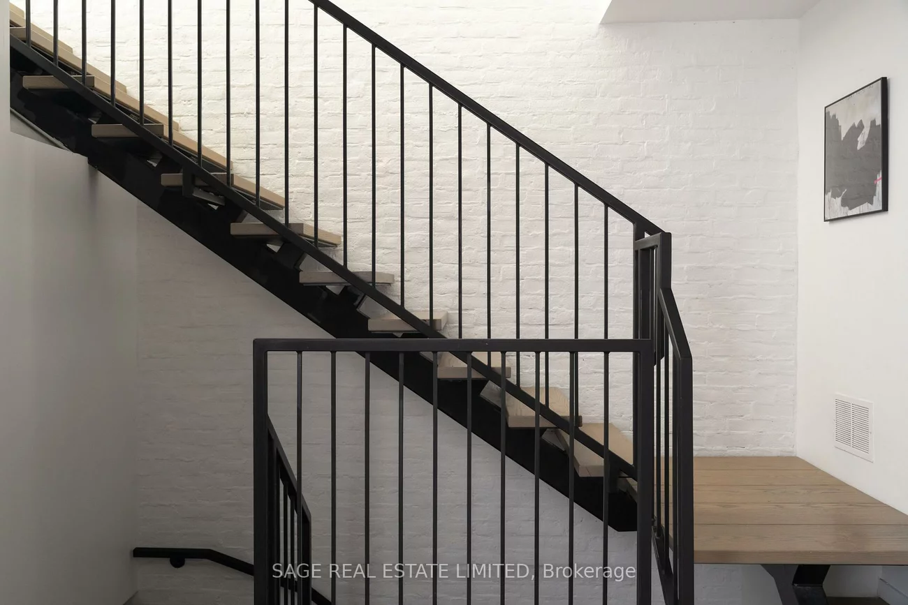 50, Bartlett, Dovercourt-Wallace Emerson-Junction, Toronto