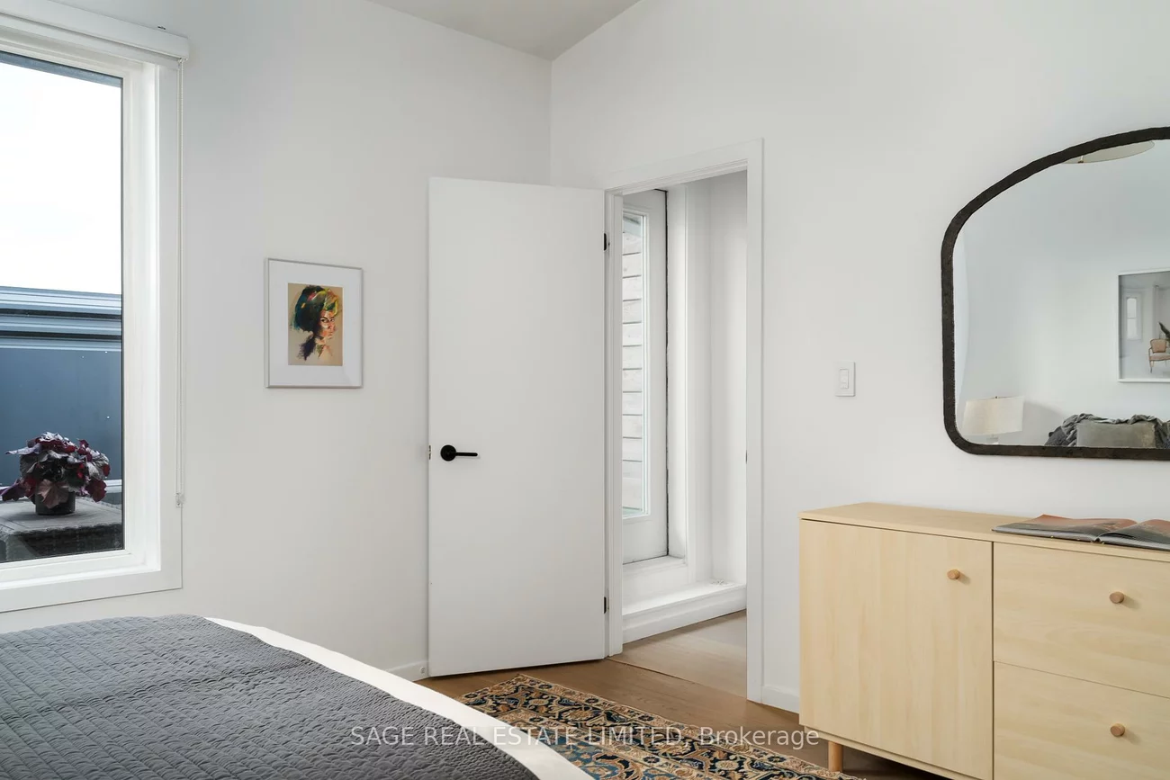 50, Bartlett, Dovercourt-Wallace Emerson-Junction, Toronto