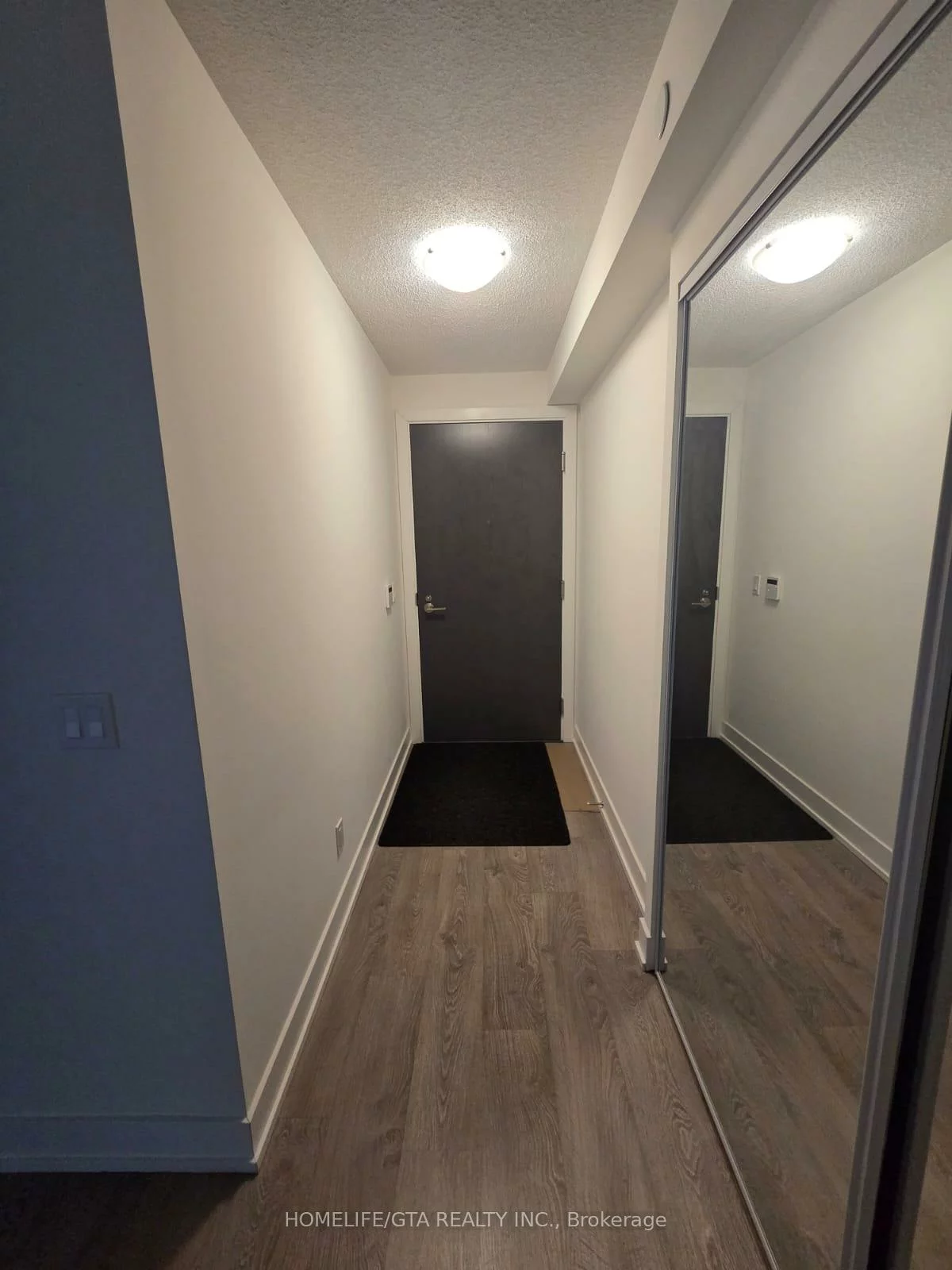 9, Mabelle, Islington-City Centre West, Toronto