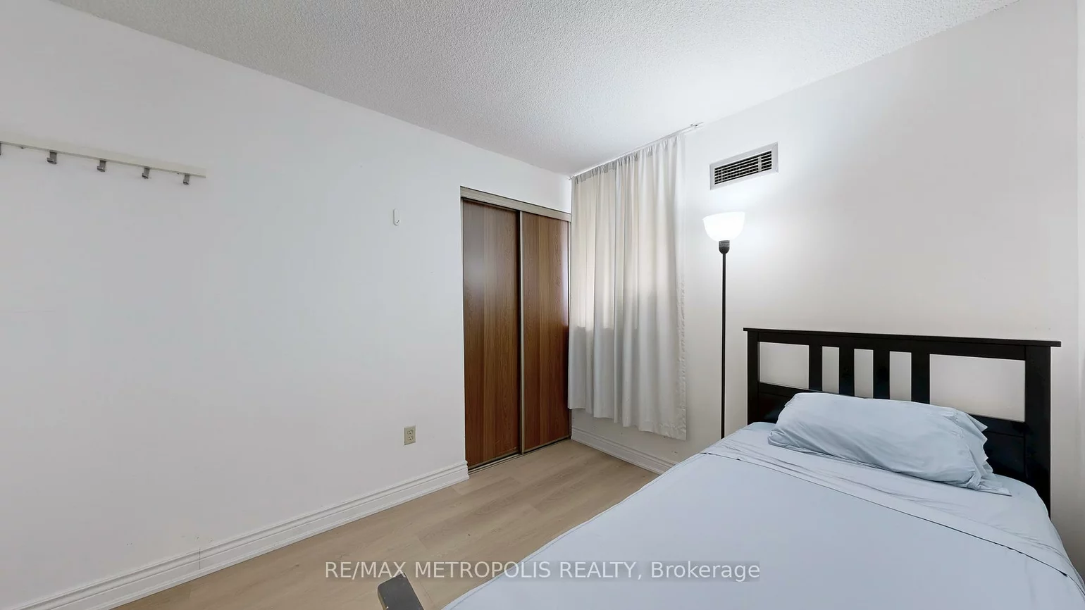 10, Martha Eaton, Brookhaven-Amesbury, Toronto