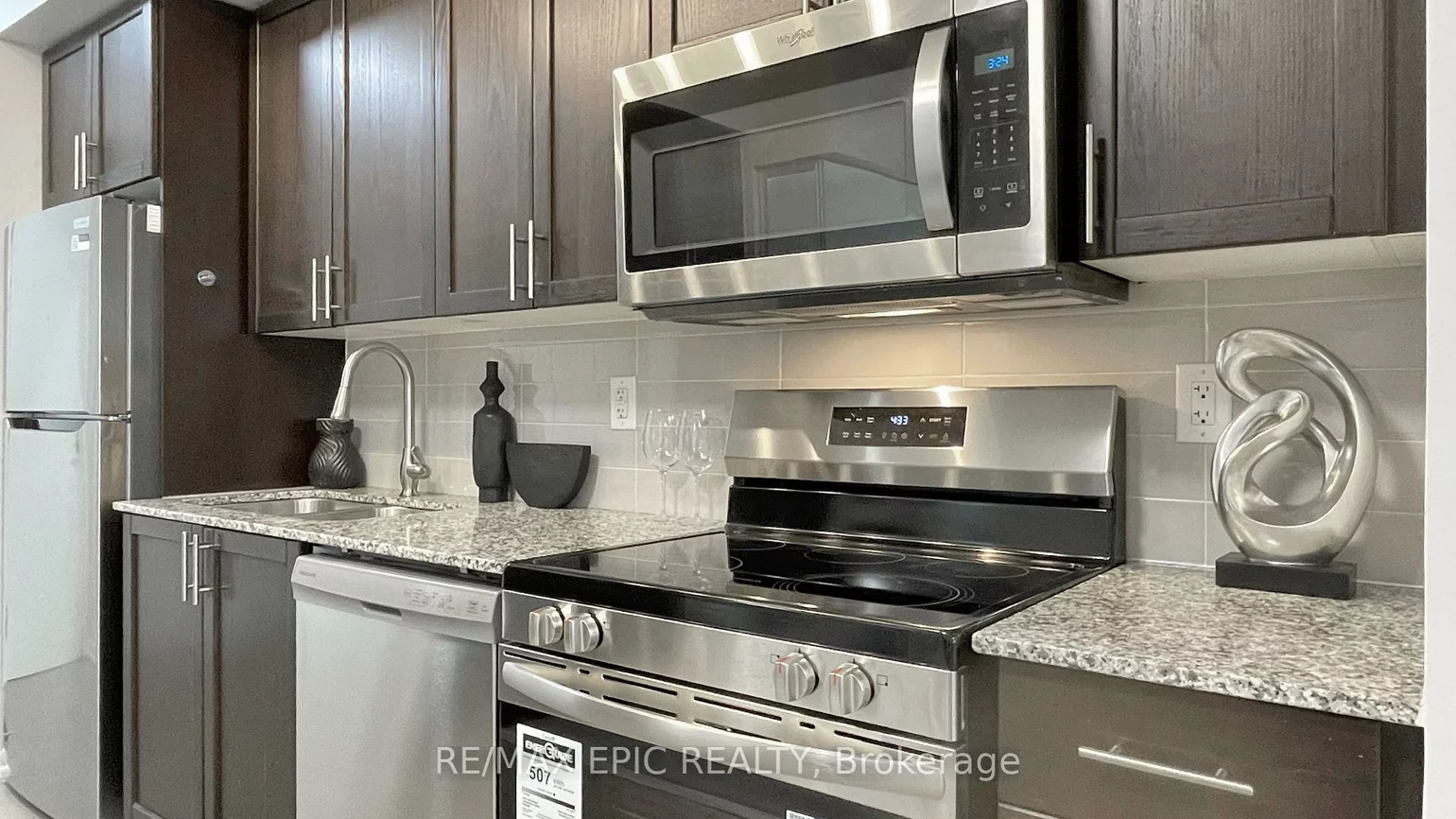 830, Lawrence, Yorkdale-Glen Park, Toronto