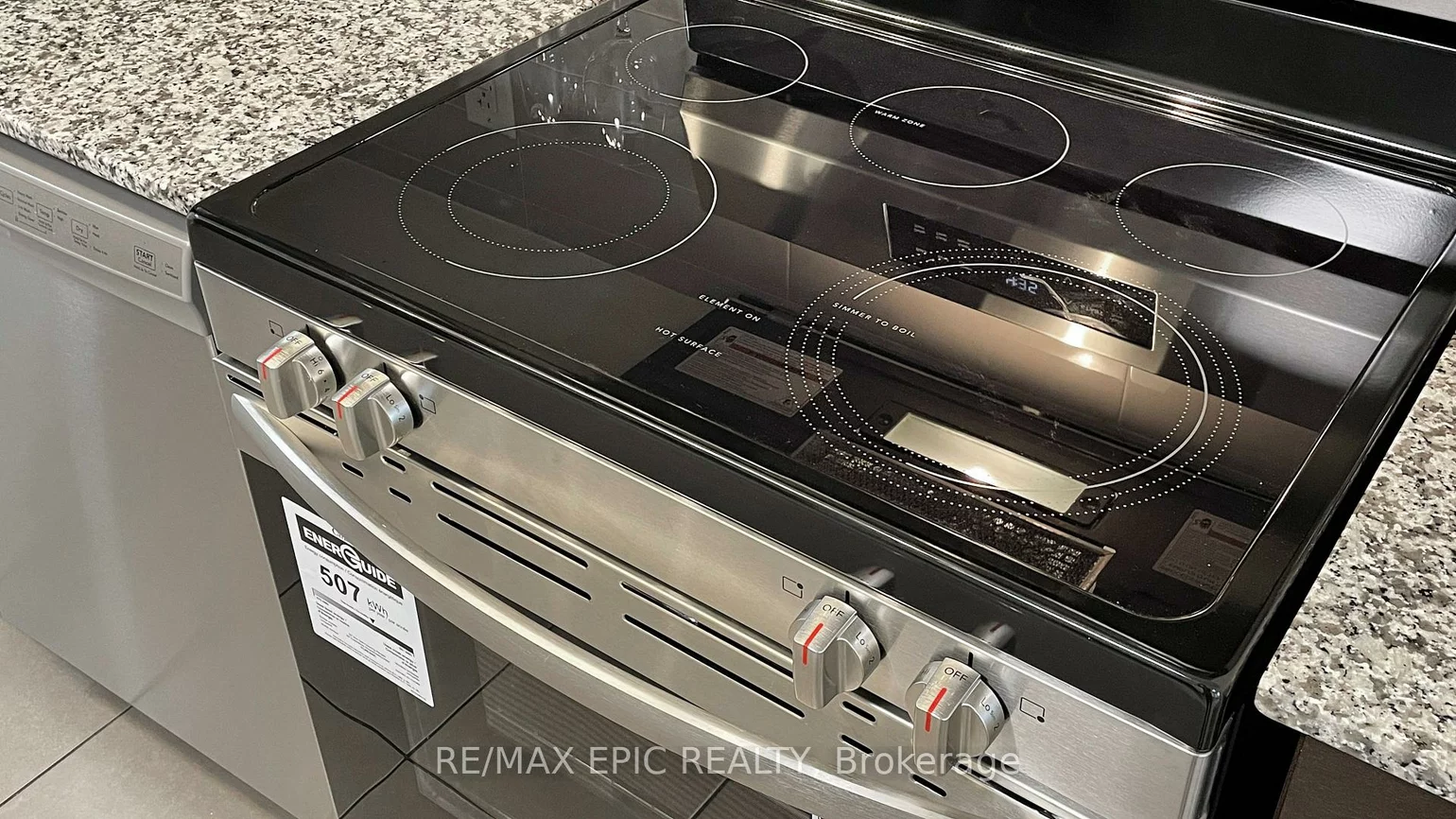 830, Lawrence, Yorkdale-Glen Park, Toronto