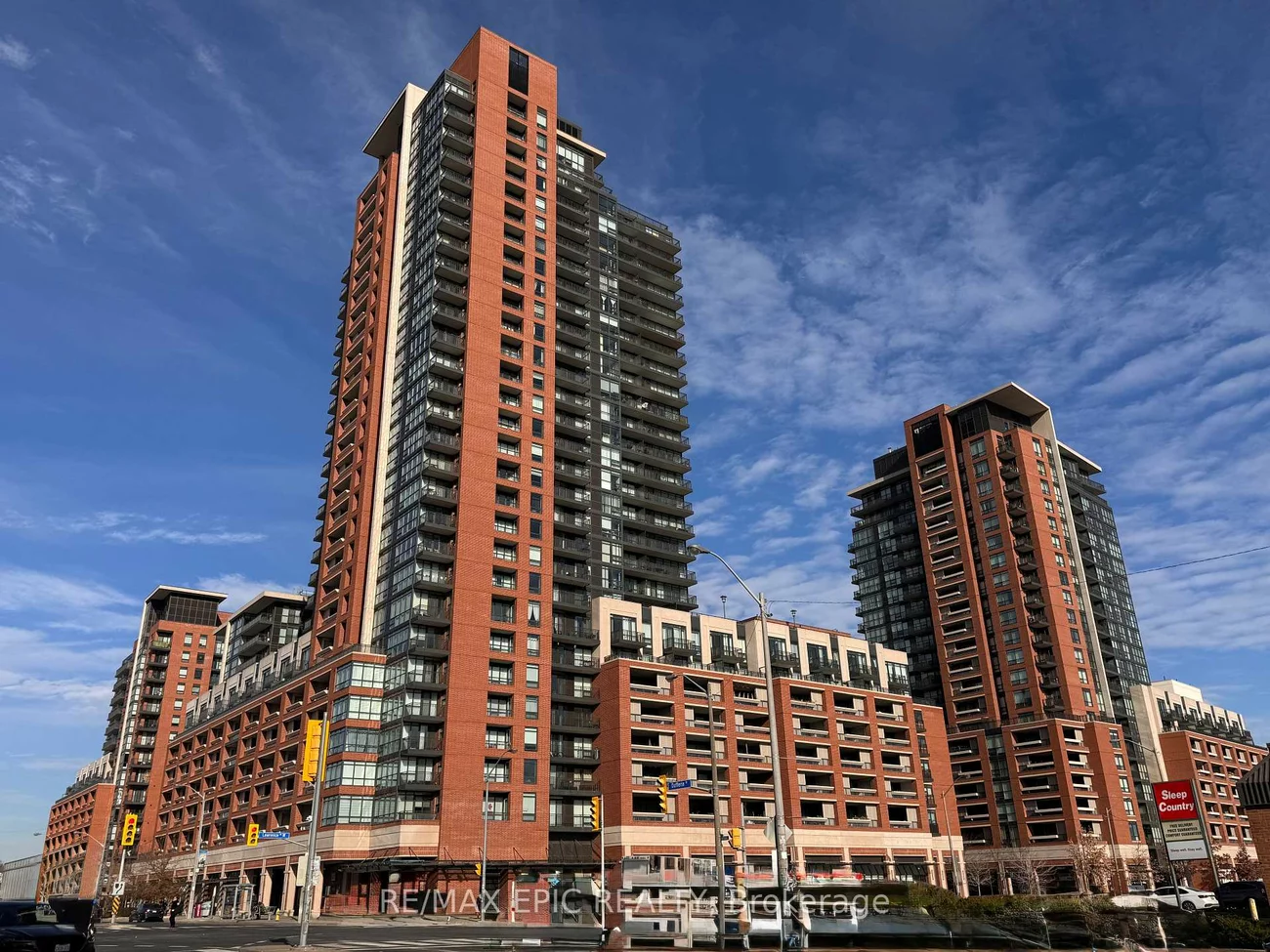 830, Lawrence, Yorkdale-Glen Park, Toronto