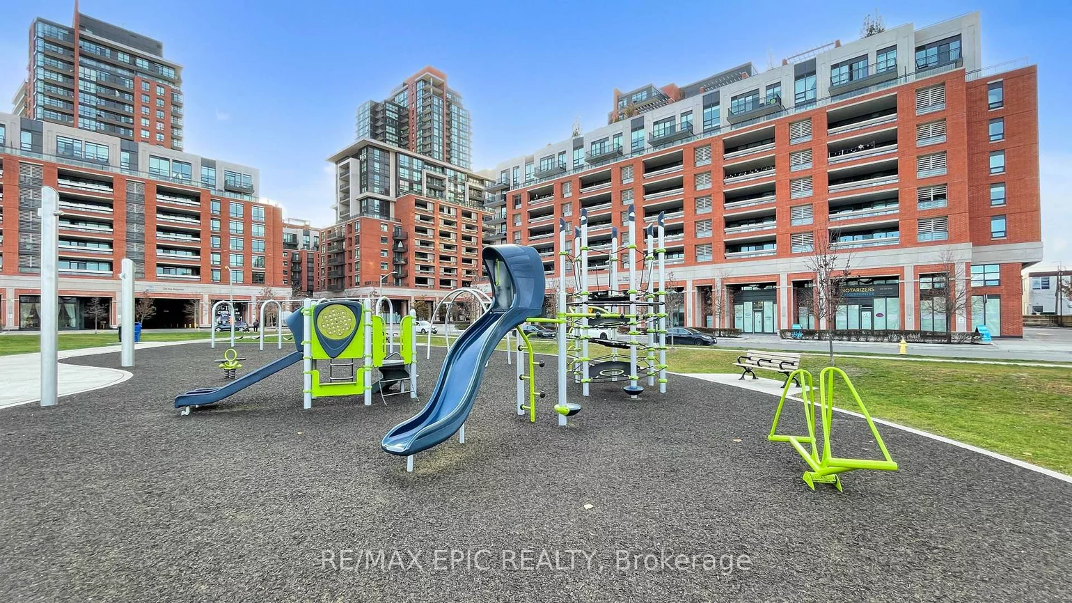 830, Lawrence, Yorkdale-Glen Park, Toronto